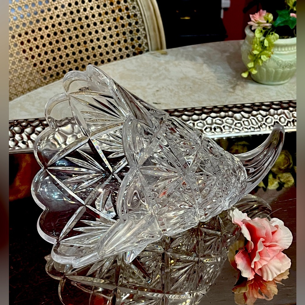 Stunning Bohemia Czech Republic Lead Crystal 10” Footed Cornucopia